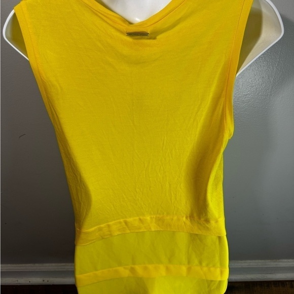 NWT Micheal Kors YELLOW SHEER shirt SIZE medium flowy - Picture 3 of 7